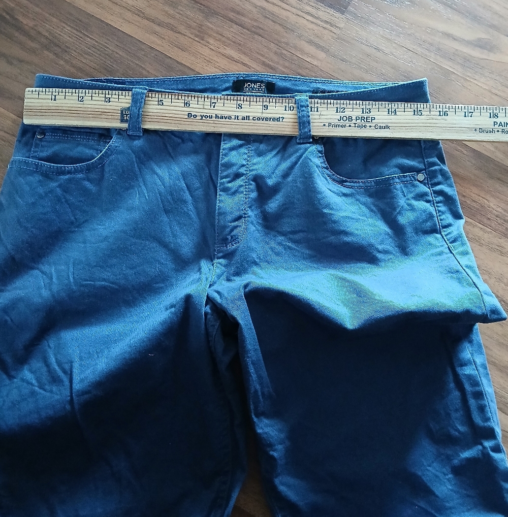 Jones New York Vibrant Blue Women's Size 8 Bermuda Shorts - Picture 2 of 7